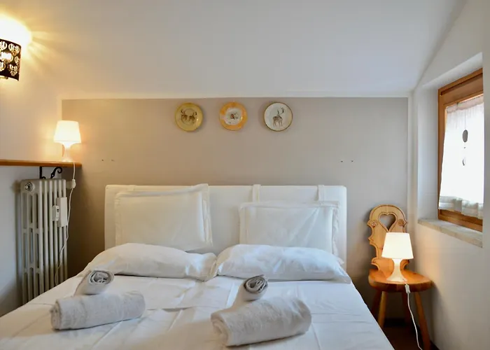 Hostdomus - Rifugio Delle Stelle In, Out, Parking Sestriere