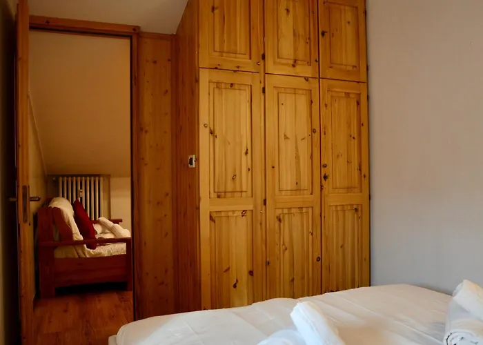 Apartamento Hostdomus - Rifugio Delle Stelle In, Out, Parking Sestriere